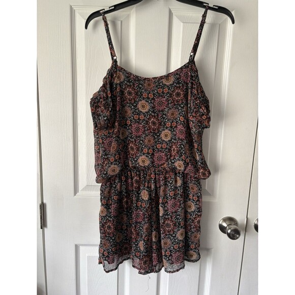 XHILARATION Romper Cold Shoulder W/ Straps Shorts Black Red Floral  Romper Leg - Picture 2 of 6